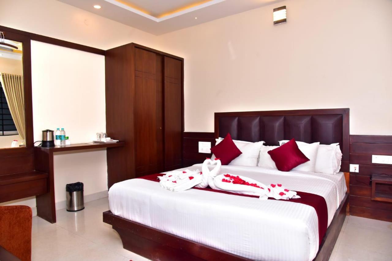 Hotel Coorg Palace Madikeri Eksteriør bilde