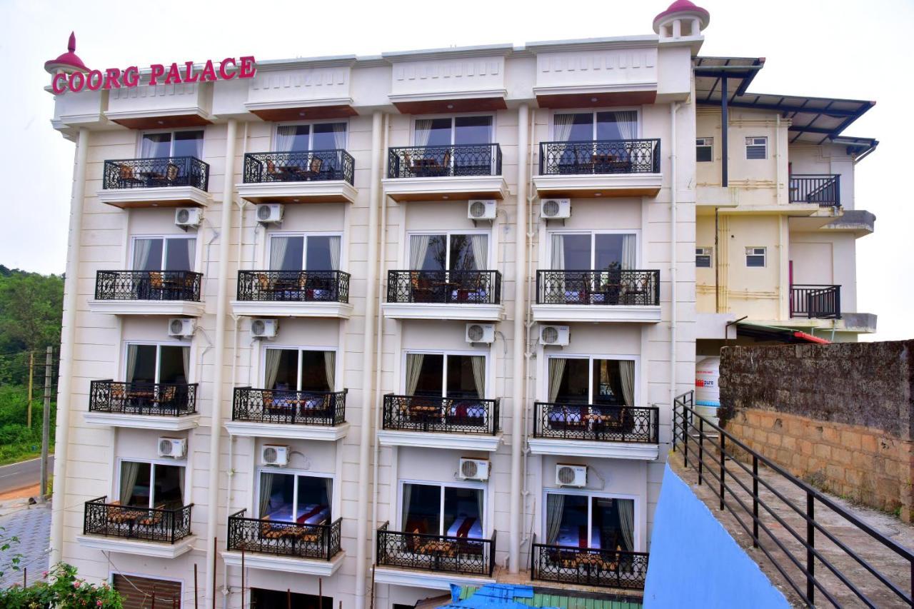 Hotel Coorg Palace Madikeri Eksteriør bilde